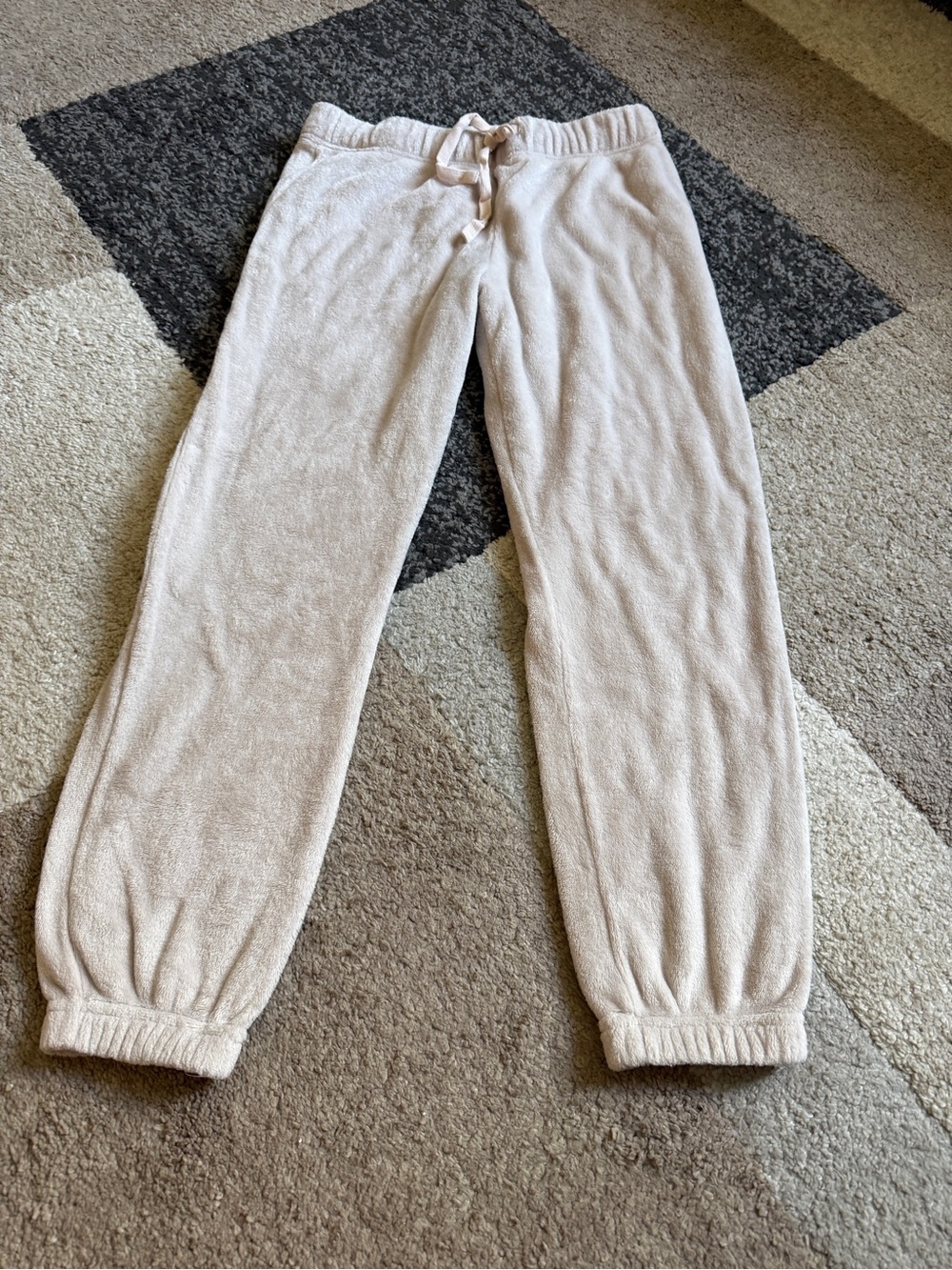 UGG Cozy Fleece Medium Jogger Pants - Cream